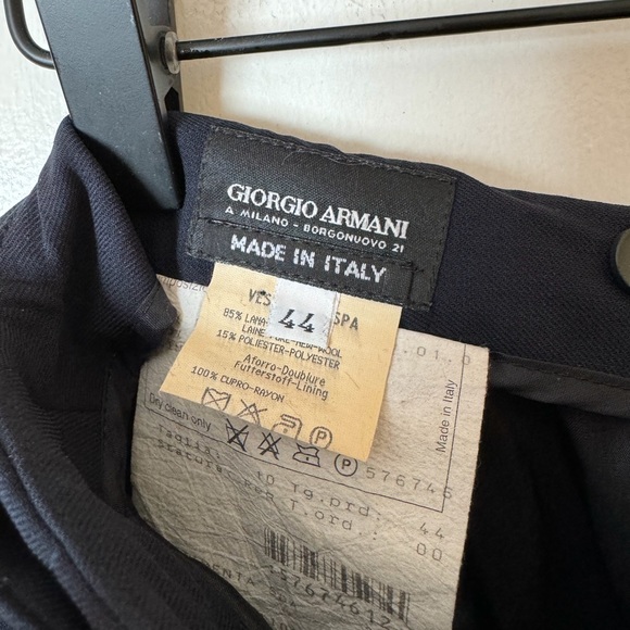 GIORGIO ARMANI skirt - size 44 (8 US) - EUC - Picture 2 of 2